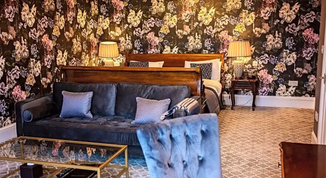 Номер Executive Glenesk Hotel