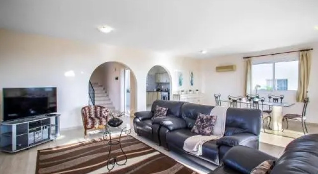 Villa Ceres, Забронировать Вилла Хлоракас , рядом с Пляж Сент Джордж