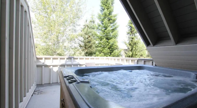 Апартаменты Lagoons Condos by Whistler Retreats