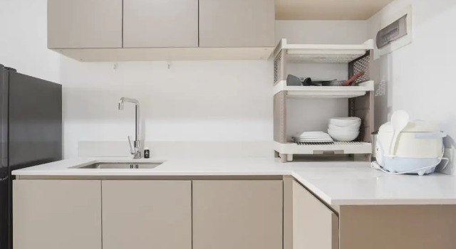 Номер Standard Stunning And Strategic 2Br Gold Coast Apartment Near Pik