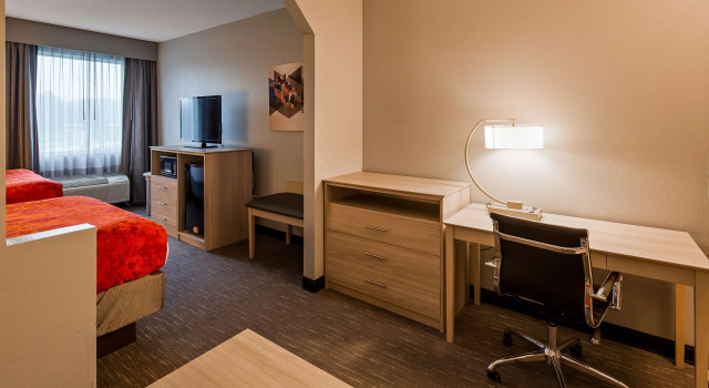 Четырёхместный люкс Best Western Plus New Cumberland