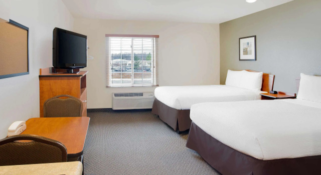 Четырёхместный люкс WoodSpring Suites Manassas Battlefield Park I-66