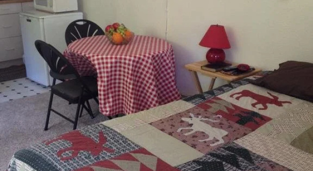 Red Cabin Bed & Breakfast, Rezerwuj Hotel Soldotna 