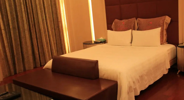 Madrid Classic Hotel, Book Hotel Hsinchu City Hsinchu County