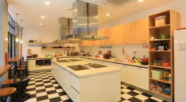 Home Inn Plus Select Hotel (Shijiazhuang Luquan Shangzhuang Longquan Ancient Town Store), Book Hotel Luquan Hebei