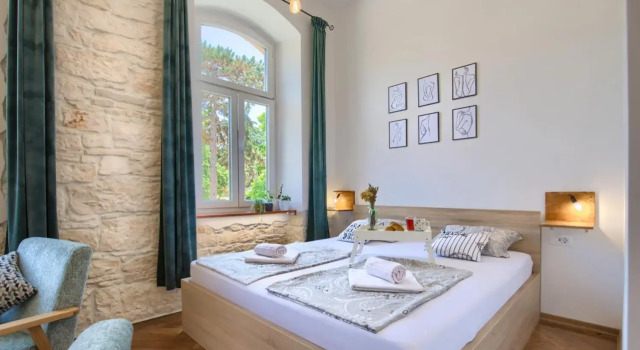 Apartment Henna 2 Pula, Забронировать Апартаменты/квартира Пула Pula Riviera, рядом с Pula Twin Gates
