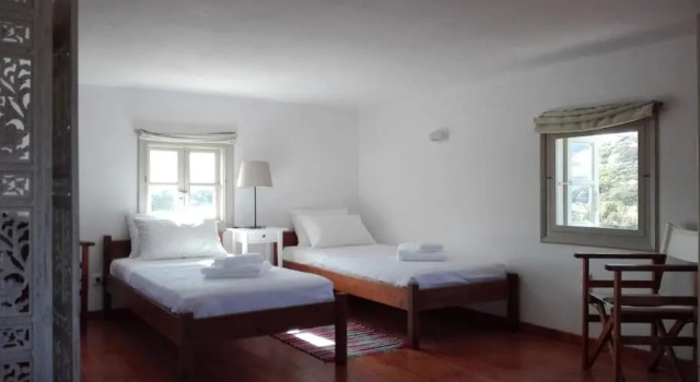 SUNNY HOUSE with amazing view for 4+2 persons