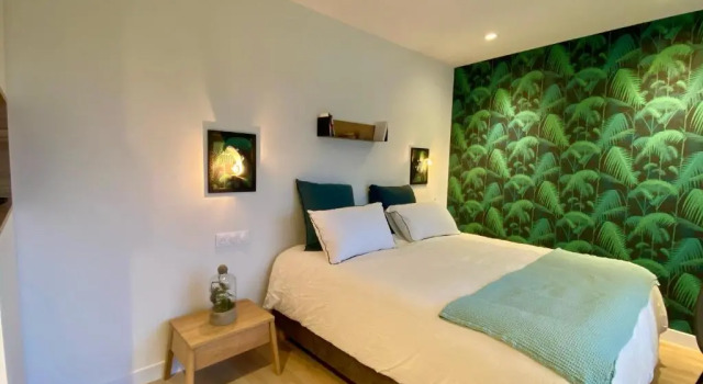 Deluxe room Chambres avec Jacuzzi privatif - Kassiopée Bed & Spa
