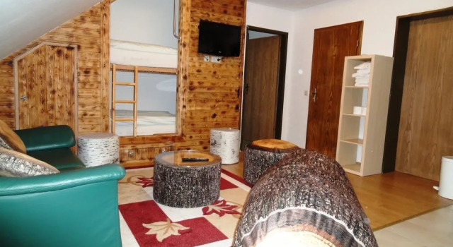 Belvilla Heiderhof in Rheinischen Westerwald, Book Hotel Obersteinebach Westerwald