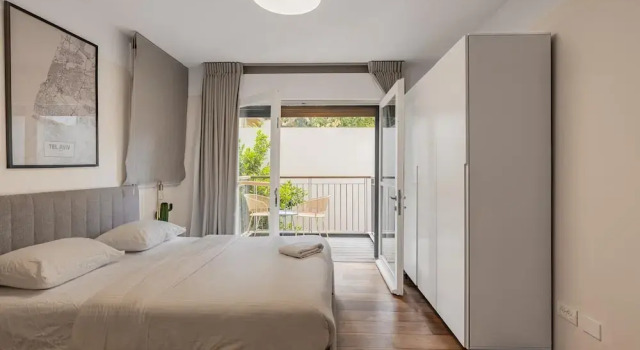 Allenby Spacious 6BR Home by Sea N' Rent, Забронировать Апартаменты/квартира Апартаменты Тель-Авива, рядом с Синематека, Апартаменты/квартира