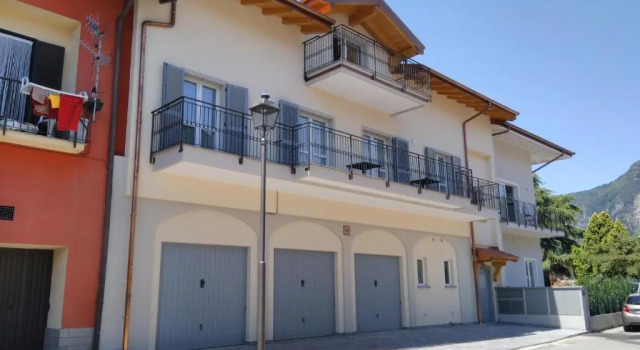 Коттедж c 1 комнатой Danilo Apartments