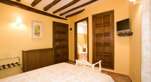 Двухместный номер Standard с балконом Hotel Rural El Pilaret