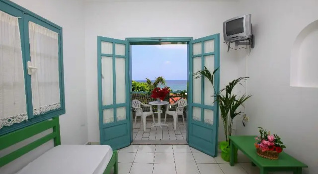 Семейный номер Standard c 1 комнатой с балконом Anatoli Apartments