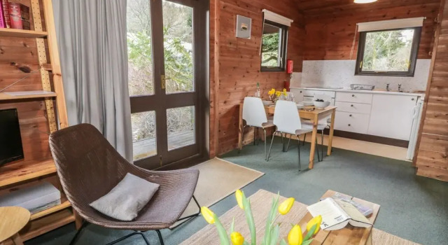 Grasmere, Забронировать Отель Улверстон Western Lake District, рядом с Центр медитаций Manjushri Kadampa