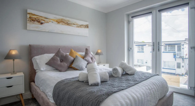 Gower View - 4 Bedroom Luxurious Holiday Home - Saundersfoot, Prenota Hotel Hotel a Dyfed con parcheggio, Parcheggio