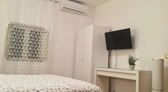 55 BedandBreakfast Catania, Забронировать Отель Катания Сицилия, рядом с Парк Вилла Беллини