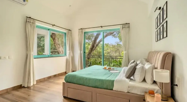 3bhk Villa w Private Pool Assagao Villa C Leste, Rezerwuj Willa Hotele w North Goa z parkingiem, Parking