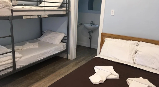 Номер Deluxe Riverside Park Motel and Campground