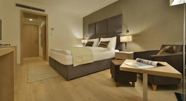 Двухместный номер Deluxe Apollo Hotel Bratislava