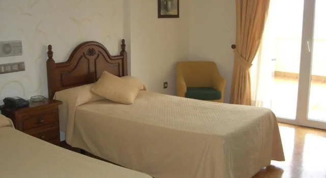 Трёхместный номер Standard Hotel Heredero