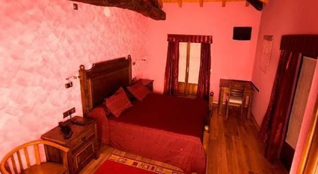 Hotel La Casa Grande, Book Hotel O Irixo Galicia