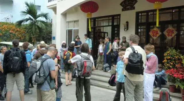 Yuehai No. 8 Yaju Keshe Hotel, Book Hotel Sanya Hainan