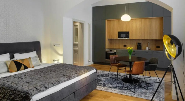 Студия Deluxe MN6 Luxury Suites by Adrez