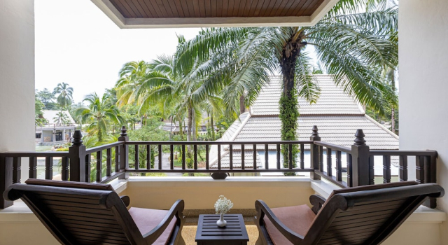 Двухместный номер Deluxe с балконом La Solaya Khao Lak