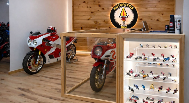 Motorcycle Inn, 预订 酒店 赛维尔维尔 Great Smoky Mountains