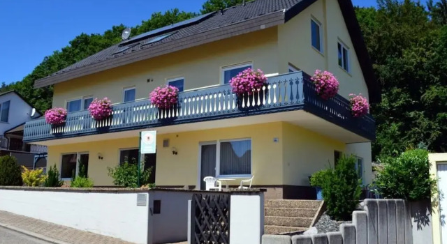 Palatinate Forest Comfortable Holiday Residence, Забронировать Дом для отпуска Зильц Пфальцский Лес