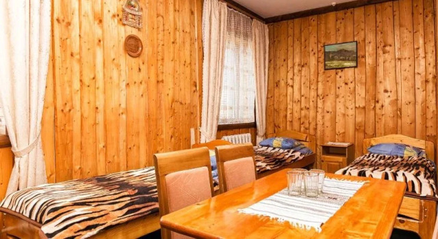Karpatski Barvy, Rezerwuj Hotel Migowo Chernivtsi Region