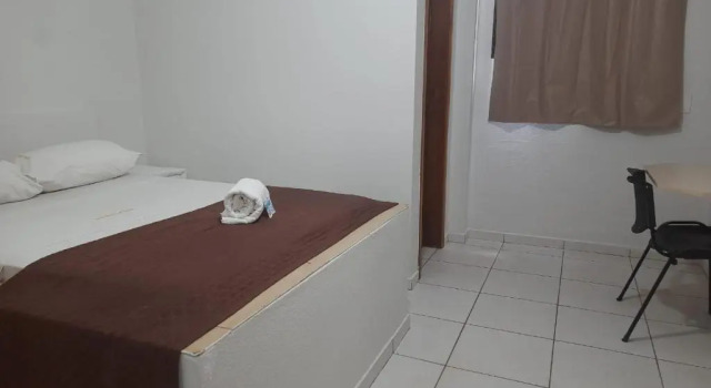 Номер Standard Londres Royal Hotel - Cama de alvenaria