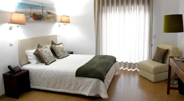 Hotel Larverde, Rezervasyon Otel Beira Interior Sul havuzlu oteller, Yüzme Havuzu