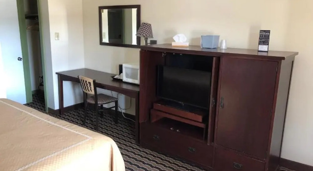 Hanover Hotel & Banquet Center, Book Hotel Hanover Pennsylvania