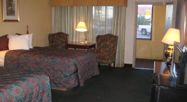 Четырёхместный номер Standard Royal Holiday Motel By Belvilla Gallup I-40