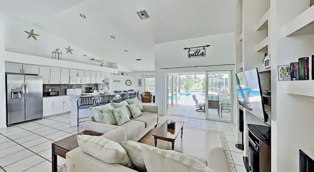 1458viki 7 Bedroom Home, Забронировать Дом для отпуска Кейп-Корал Southwest Florida, рядом с Dolphin Marina