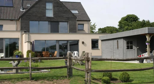 B&B De Meerkoet, Rezerwuj Bed and Breakfast Hotele w Bruksela z parkingiem, Parking