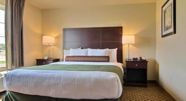 Номер Deluxe Cobblestone Inn & Suites - Linton