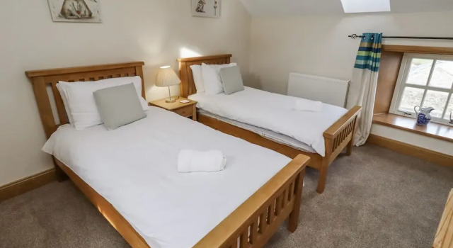 Low Croft, Book Feriehus Hoteller i Scotland med parkering, Parkering