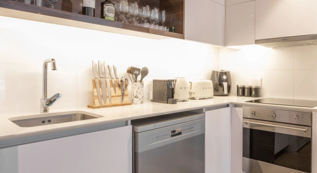 Апартаменты 16 On Bree Unit 1713