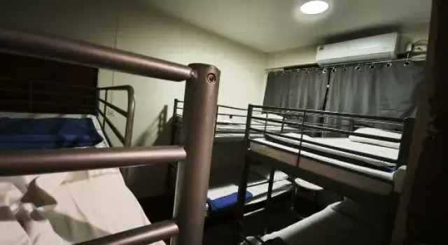 Кровать в общем номере (мужской номер) Dreamcatcher Bangkok