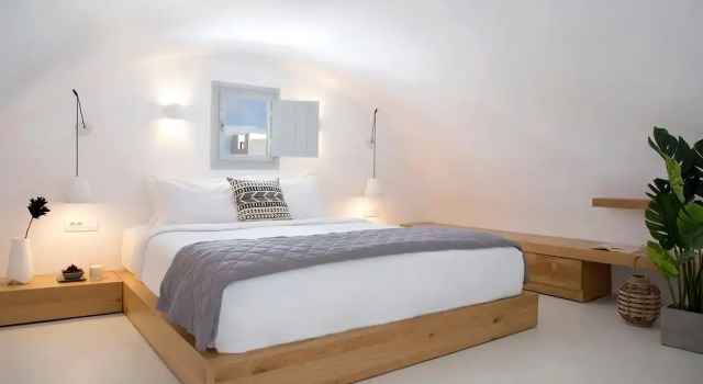 Полулюкс June Twenty Suites