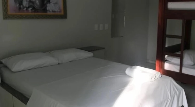 Четырёхместный номер Standard с балконом Pousada Ilha do Sol