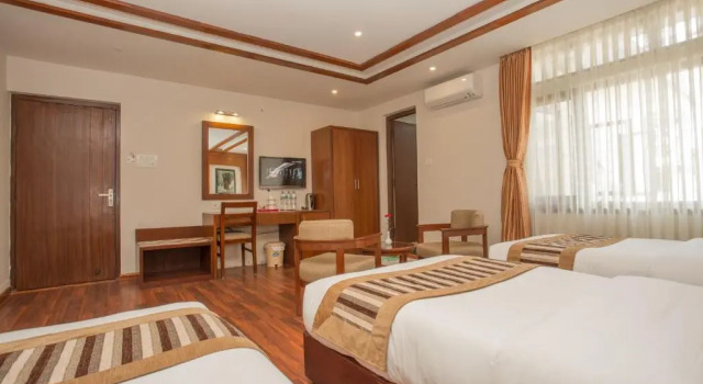 Трёхместный номер Deluxe Aryatara Kathmandu Hotel