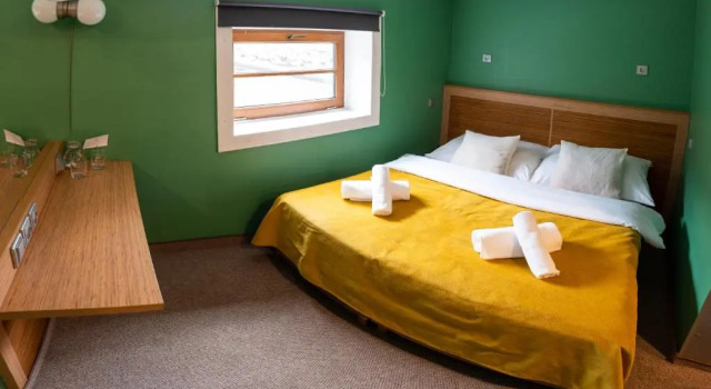 Standard Doppel Zimmer Botel Marina