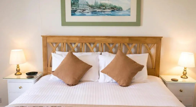 Pengelly Farmhouse B&B, Забронировать Отель «постель и завтрак» Бизнес-отели Англии, 4* 5*