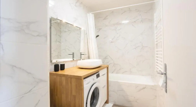 Апартаменты Renovated apartment metro, parking included, near Porte Versaille
