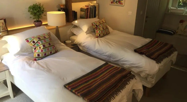 Thames Edge Rooms, Забронировать Отель Валингфорд 