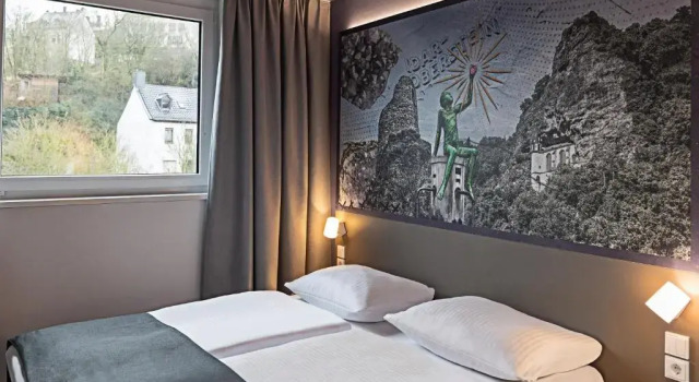 Двухместный номер B&B HOTEL Idar-Oberstein
