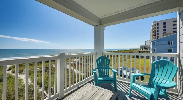 Апартаменты с 3 комнатами с балконом Ocean-view Condo: Walk to Windy Hill Beach!